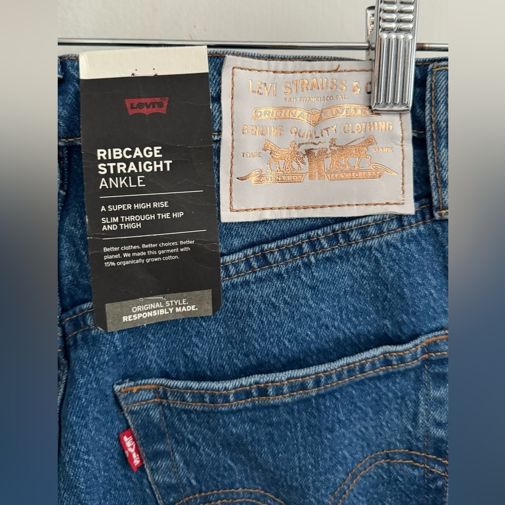 RIBCAGE STRAIGHT ANKLE WOMEN'S JEANS / NEW